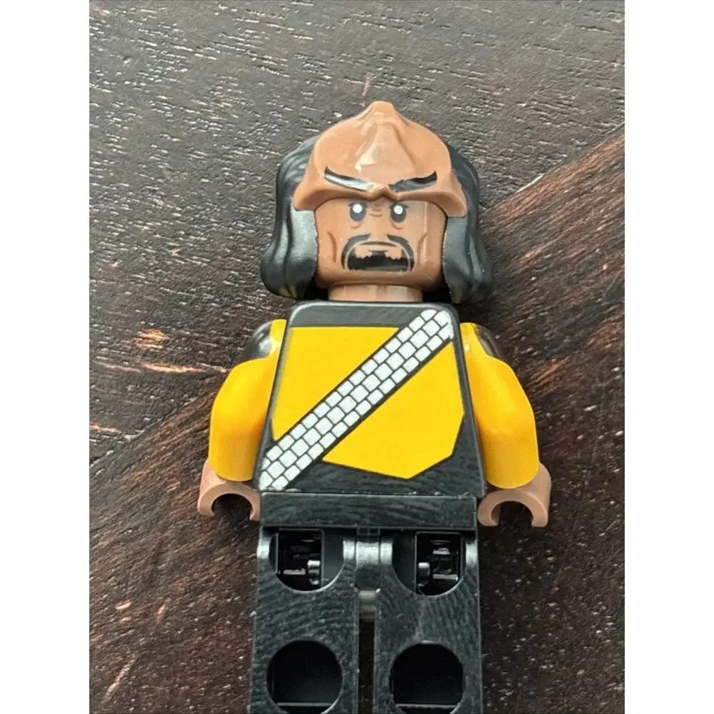 Lego Star Trek Lieutenant Worf Minifigure #trek008 Set #10356 USS Enterprise NCC
